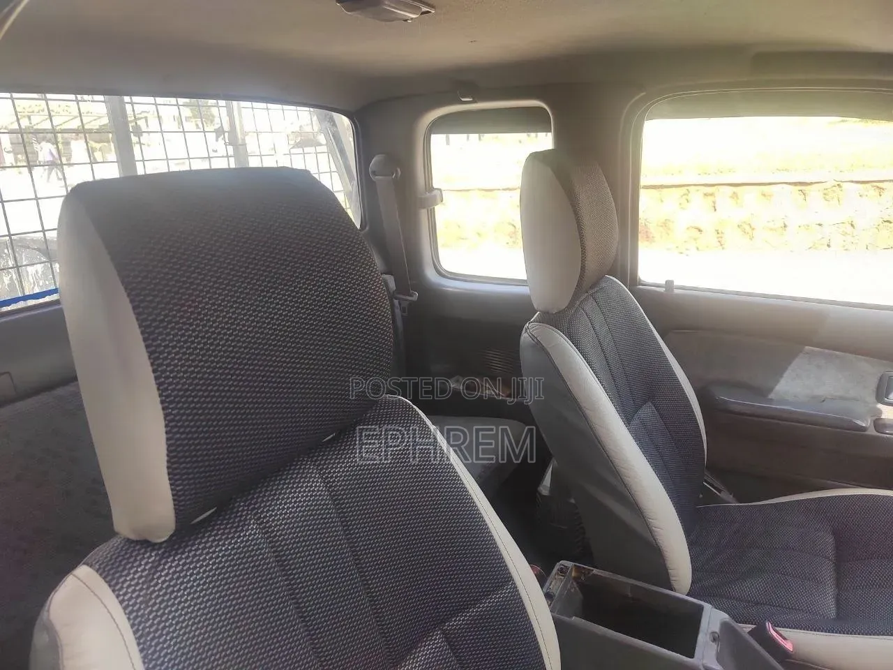 Toyota Hilux 2004 Silver