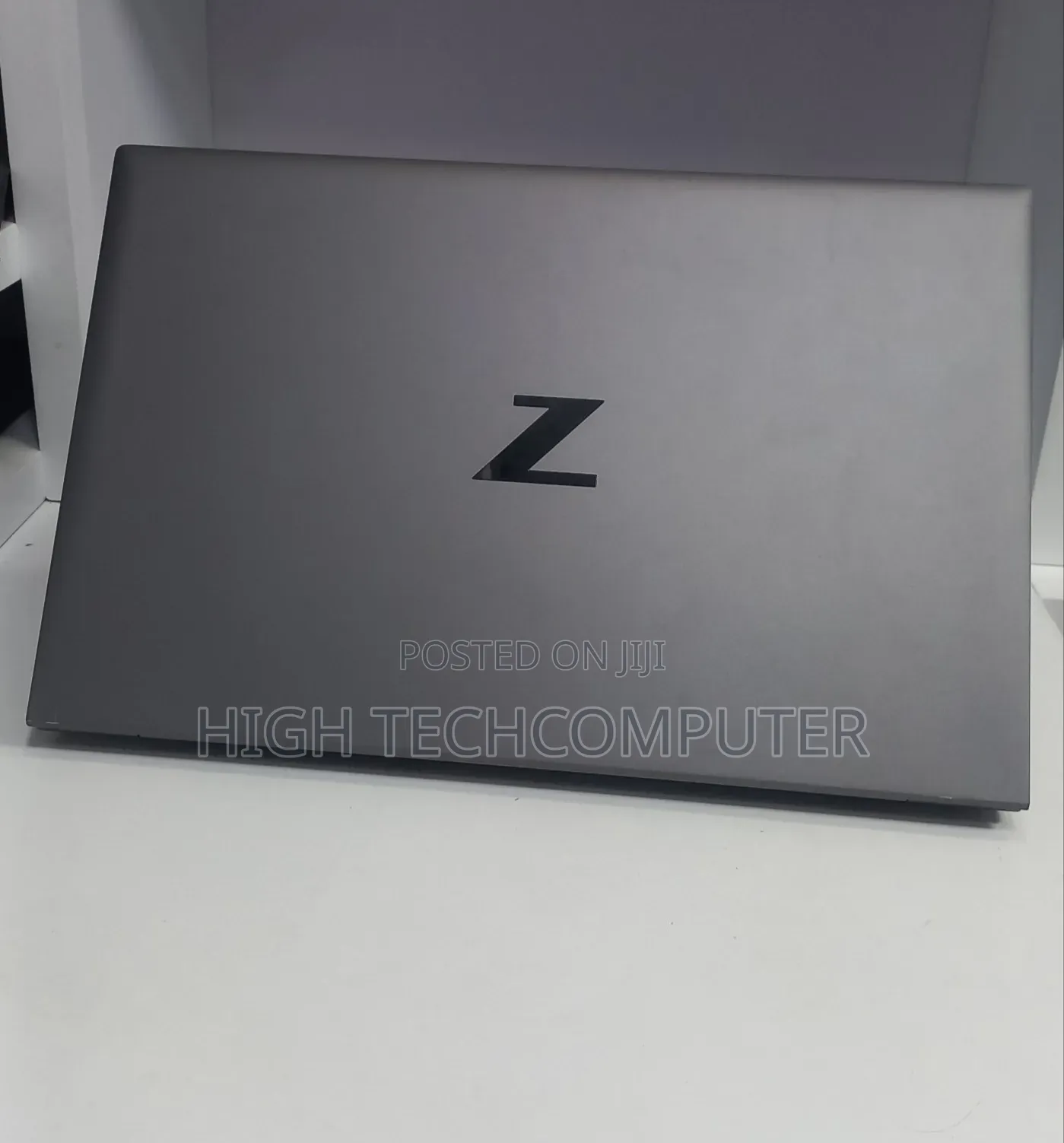 New Laptop HP ZBook Firefly G8 16GB Intel Core i7 SSD 512GB