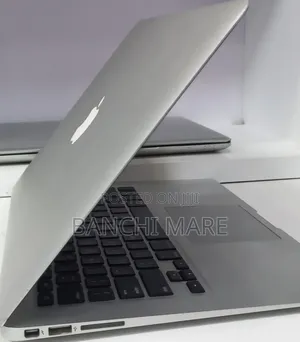 New Laptop Apple MacBook Air 2017 8GB Intel Core i7 SSD 128GB