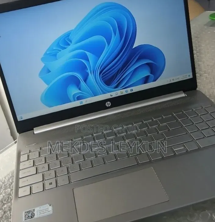 New Laptop HP Stream Notebook 16GB Intel Core i5 SSD 512GB