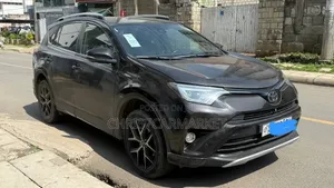 Toyota RAV4 2017 Brown