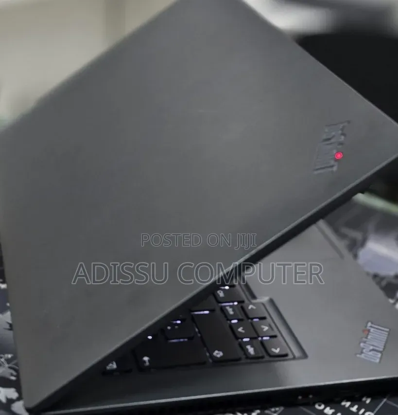 New Laptop Lenovo ThinkPad T14 16GB Intel Core i5 SSD 256GB
