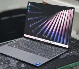 New Laptop Dell XPS 13 16GB Intel Core 5 SSD 512GB