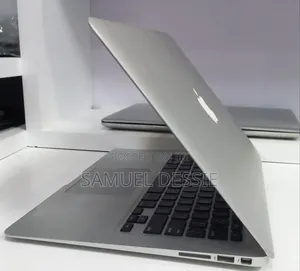New Laptop Apple MacBook Air 2017 8GB Intel Core i7 SSD 128GB
