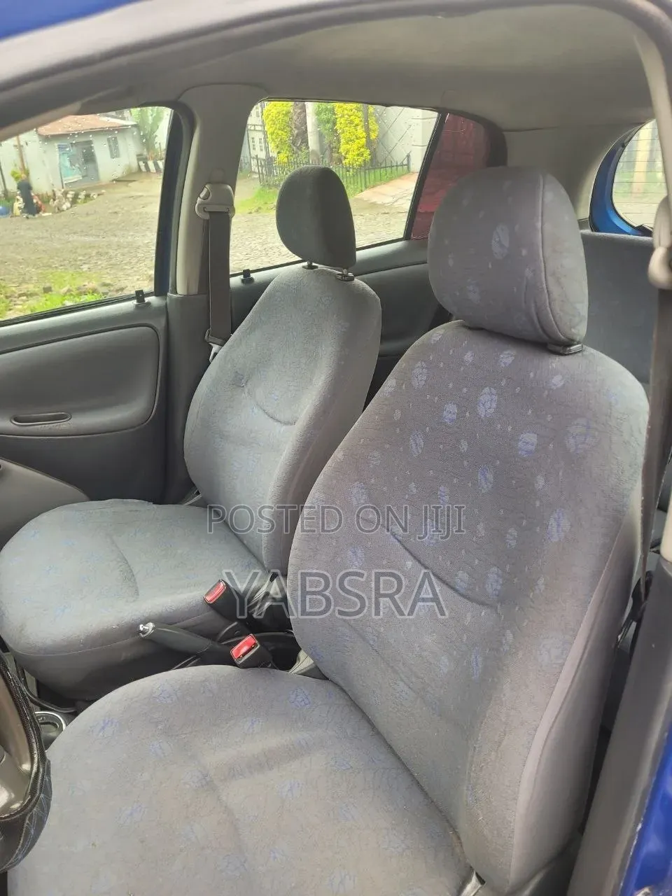 Toyota Vitz 2002 Blue