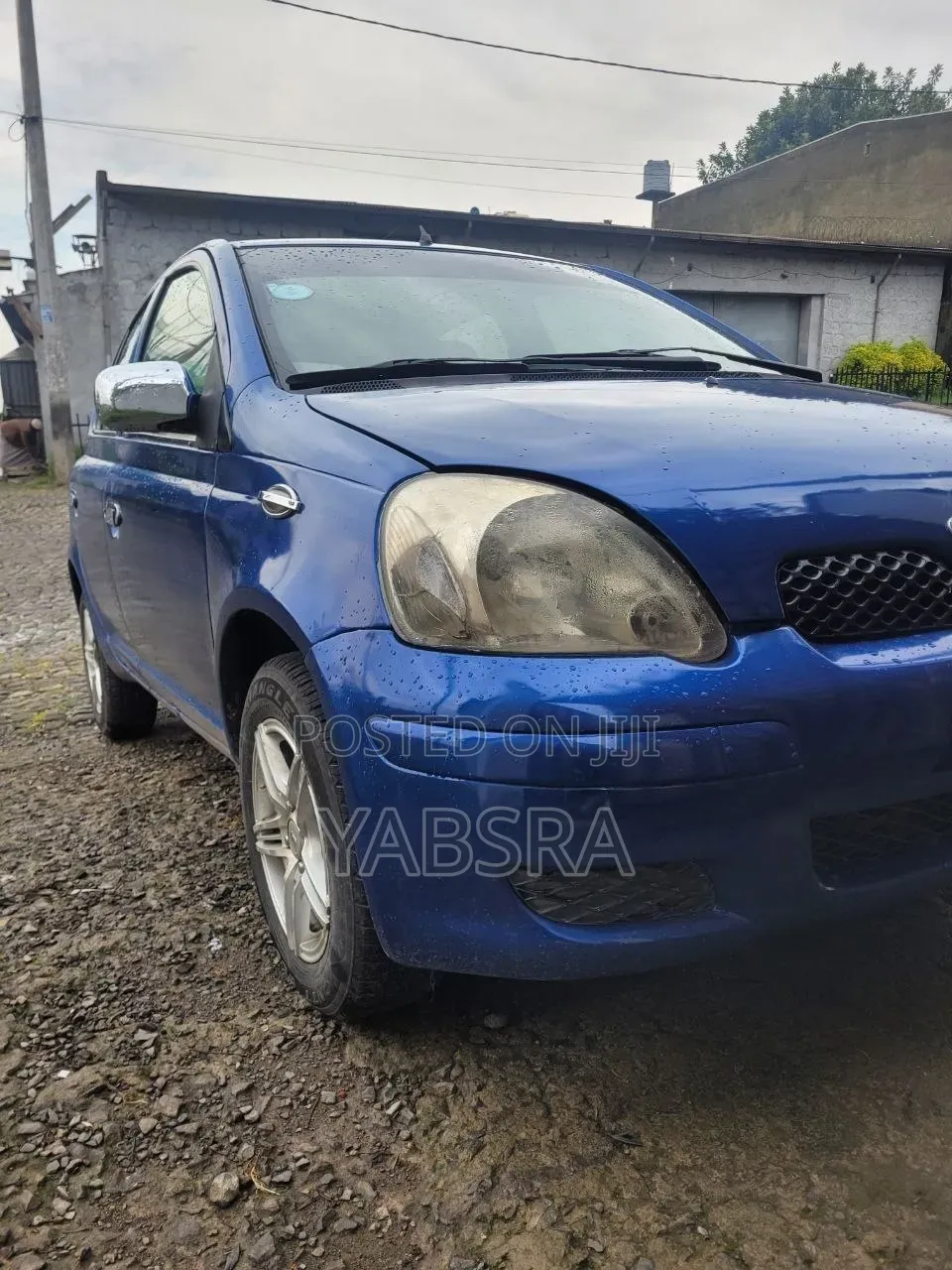 Toyota Vitz 2002 Blue