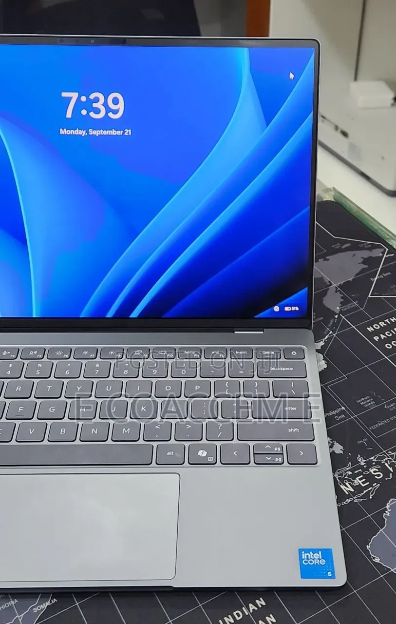 New Laptop Dell 16GB Intel Core 5 SSD 512GB