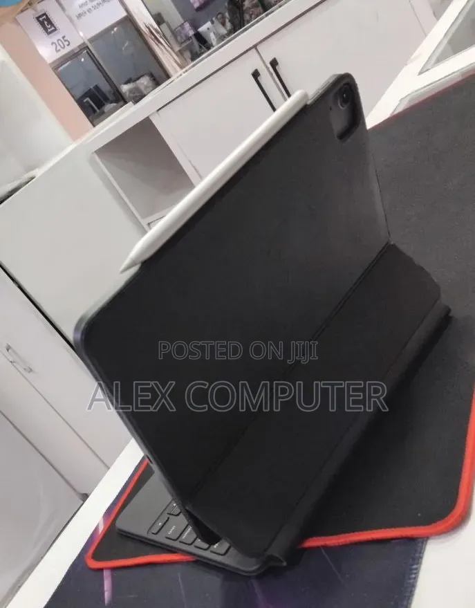 New Apple iPad Air (2022) 256 GB