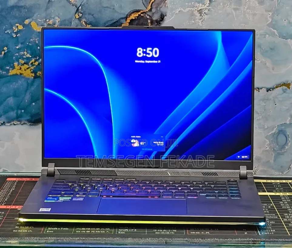 New Laptop Asus ROG Strix G16 G614 16GB Intel Core i7 SSD 1T