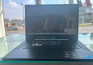 New Laptop Asus 16GB Intel Core i7 SSD 512GB