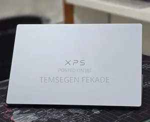 New Laptop Dell XPS 13 8GB Intel Core 5 SSD 512GB