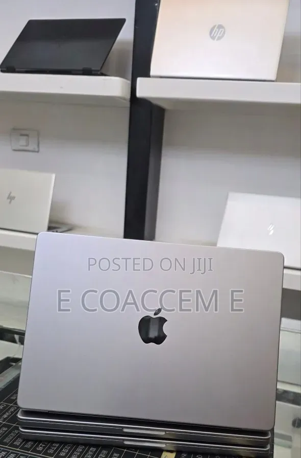 New Laptop Apple MacBook 32GB SSD 512GB