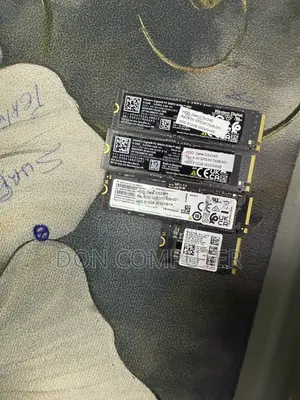 512 Sandisk Brand New SSD 100%