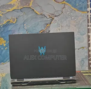 New Laptop Acer Predator Helios 300 16GB Intel Core i9 SSD 512GB