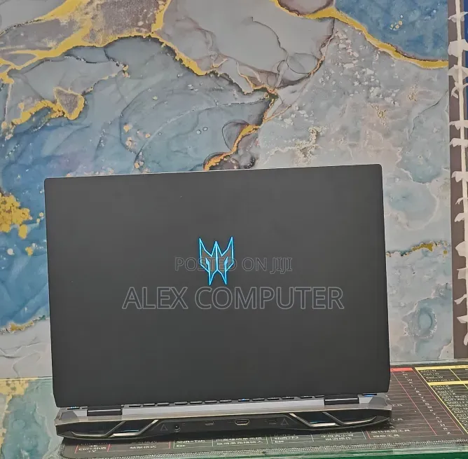 New Laptop Acer Predator Helios 300 16GB Intel Core i9 SSD 512GB