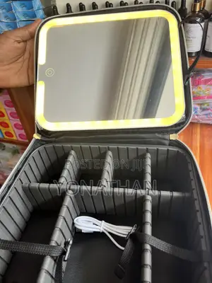 Make Up Bag With Light