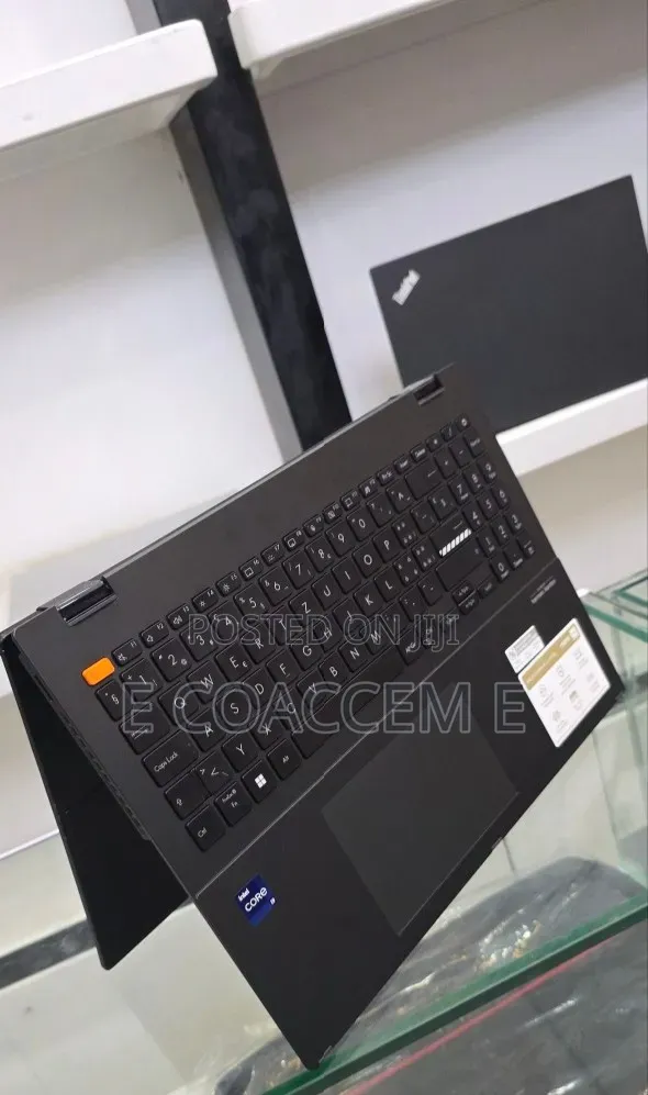 New Laptop Asus Vivobook 16 16GB Intel Core i9 SSD 1T