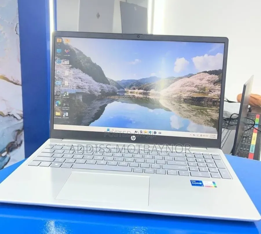 New Laptop HP Stream Notebook 16GB Intel Core i7 SSD 1T