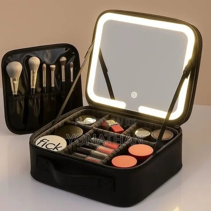 Perfect Makeup Bag With Light