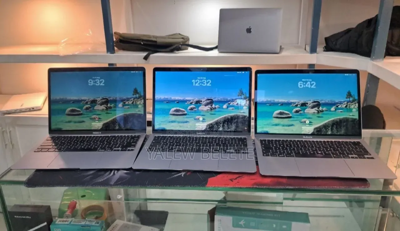 New Laptop Apple MacBook Air 2020 M1 8GB Apple M1 SSD 256GB