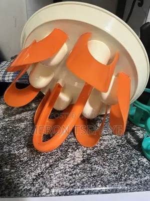 Glass Holder