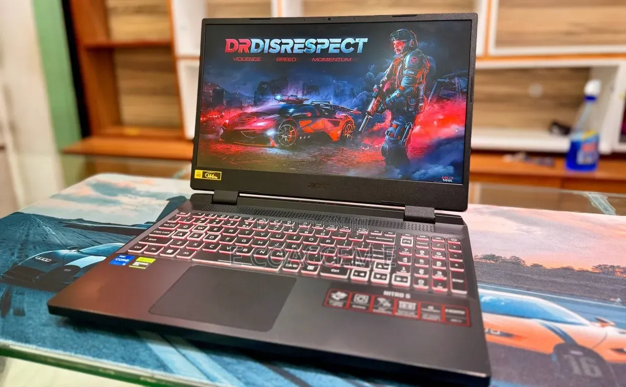 New Laptop Acer 16GB Intel Core i7 SSD 512GB
