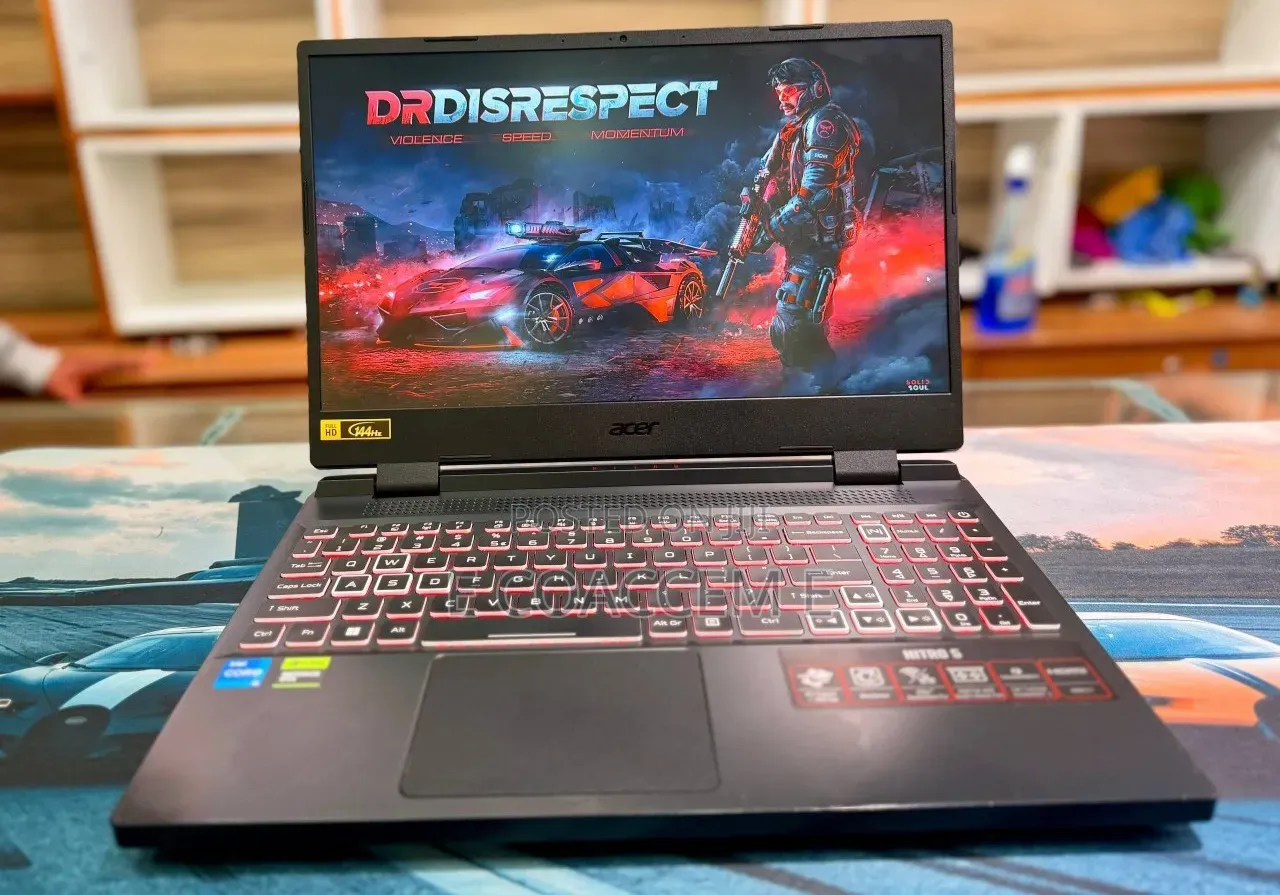 New Laptop Acer 16GB Intel Core i7 SSD 512GB