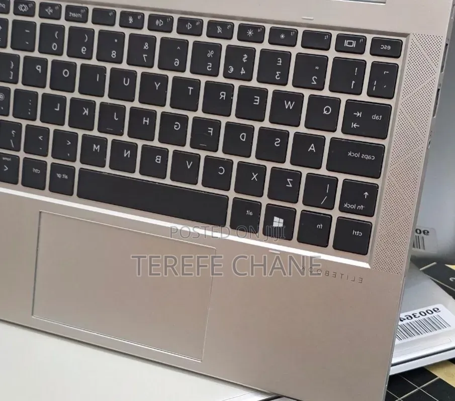 New Laptop HP EliteBook 830 G8 16GB Intel Core i5 SSD 512GB
