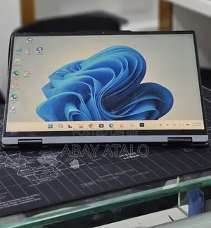 New Laptop Lenovo Yoga 950i 16GB Intel Core Ultra 5 SSD 512GB
