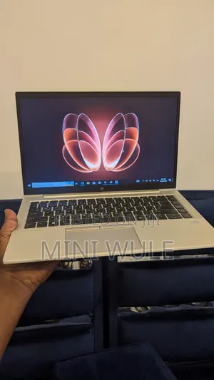 New Laptop HP EliteBook 830 G8 8GB Intel Core i5 SSD 256GB