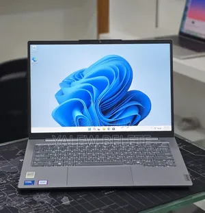 New Laptop Lenovo Thinkbook 14 16GB Intel Core Ultra 5 SSD 512GB