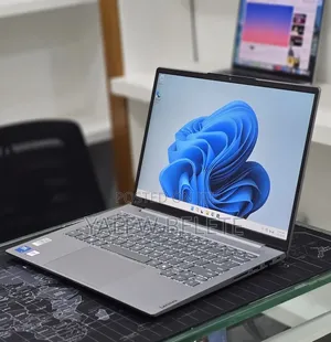 New Laptop Lenovo Thinkbook 14 16GB Intel Core Ultra 5 SSD 512GB