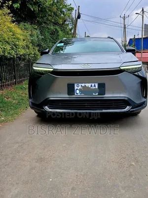 Toyota bZ4X 2023 Gray
