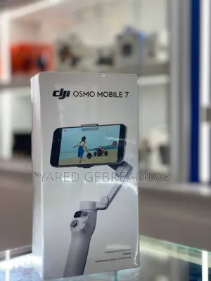 DJI Osmo Mobile 7 — Smartphone Gimbal Stabilizer