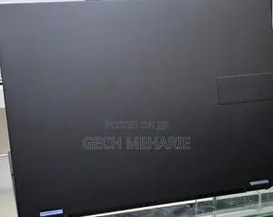 New Laptop Asus VivoBook 15 X505BA 16GB Intel Core i9 SSD 1T