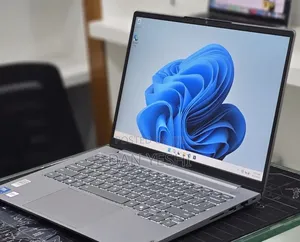 New Laptop Lenovo Thinkbook 14 16GB Intel Core Ultra 5 SSD 512GB