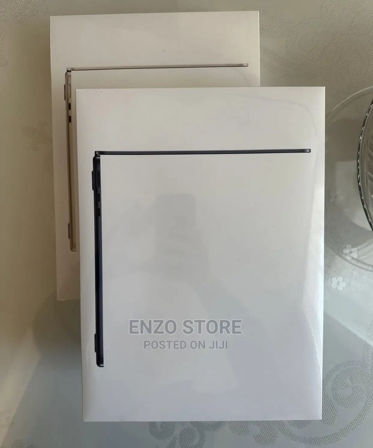 New Laptop Apple MacBook Air 2022 M2 8GB Apple M2 SSD 256GB