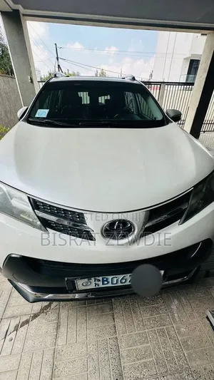 Toyota RAV4 2016 White