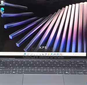 New Laptop Dell XPS 13 8GB Intel Core 5 SSD 512GB