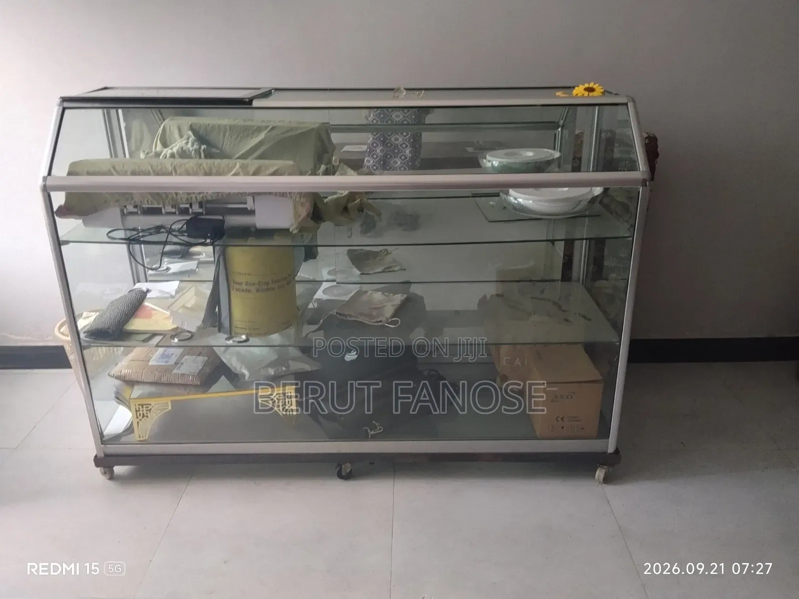 Aluminium Display