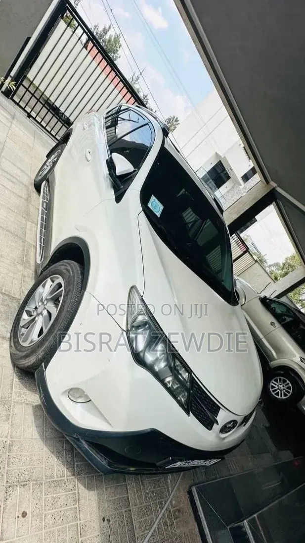 Toyota RAV4 2016 White