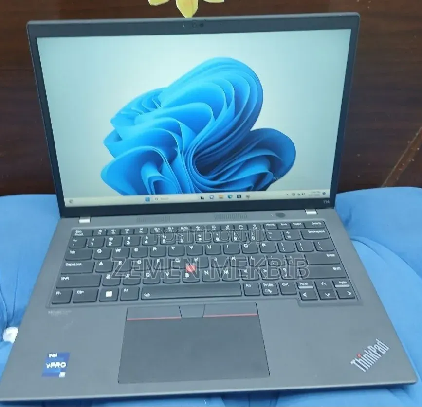 New Laptop Lenovo 16GB Intel Core i7 SSD 512GB