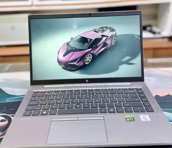 New Laptop HP ZBook Studio G8 16GB Intel Core i7 SSD 512GB