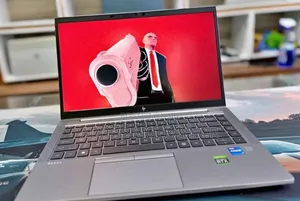 New Laptop HP ZBook Power G7 16GB Intel Core i7 SSD 512GB