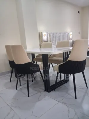 Dining Teble