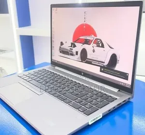 New Laptop HP ZBook Studio x360 15 G6 16GB Intel Core i7 SSD 512GB