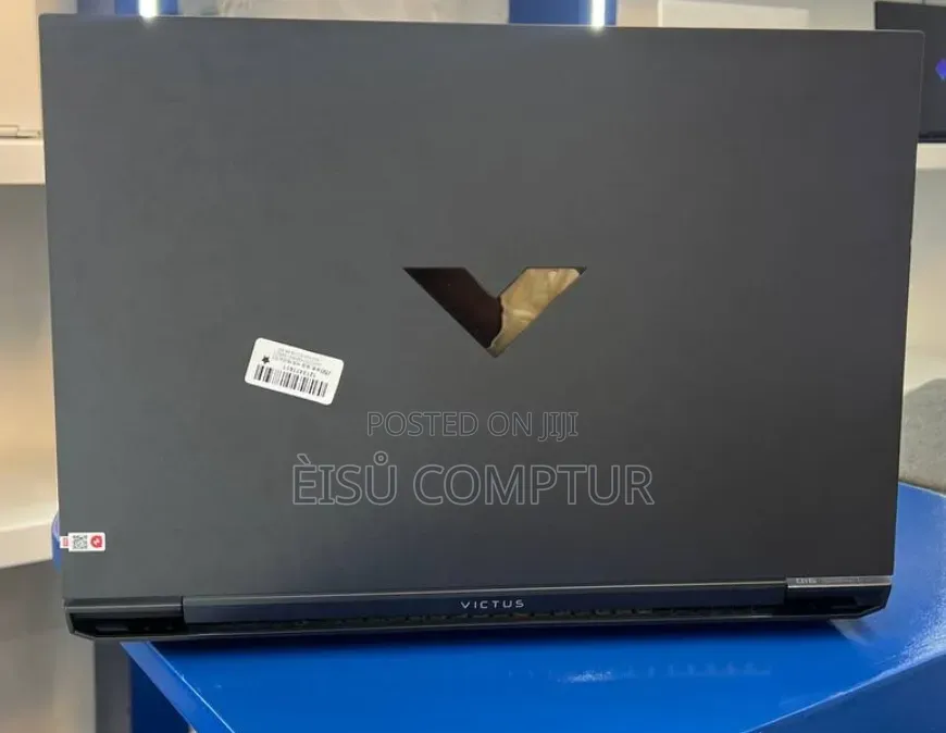New Laptop HP Victus 16 16GB Intel Core i7 SSD 512GB
