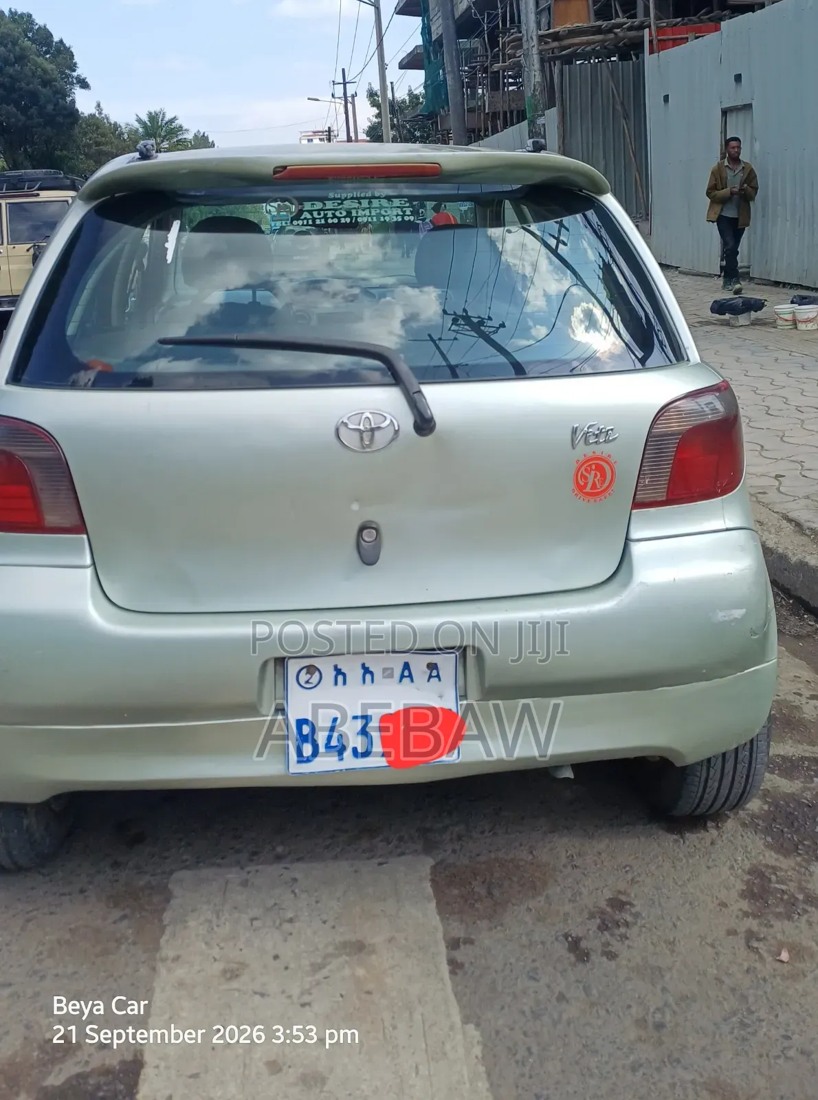 Toyota Vitz 2001 Silver