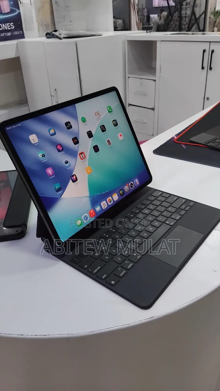 New Apple iPad Pro 12.9 (2018) 256 GB