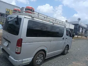 Toyota HiAce 2007 Silver